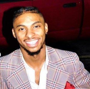 Meet your Posher, Aaron